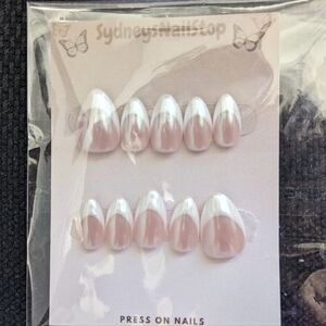 Frosted French Press On Nails